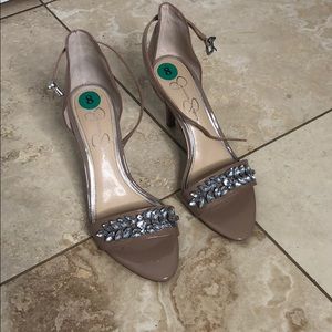 Jessica Simpson’s dress shoes